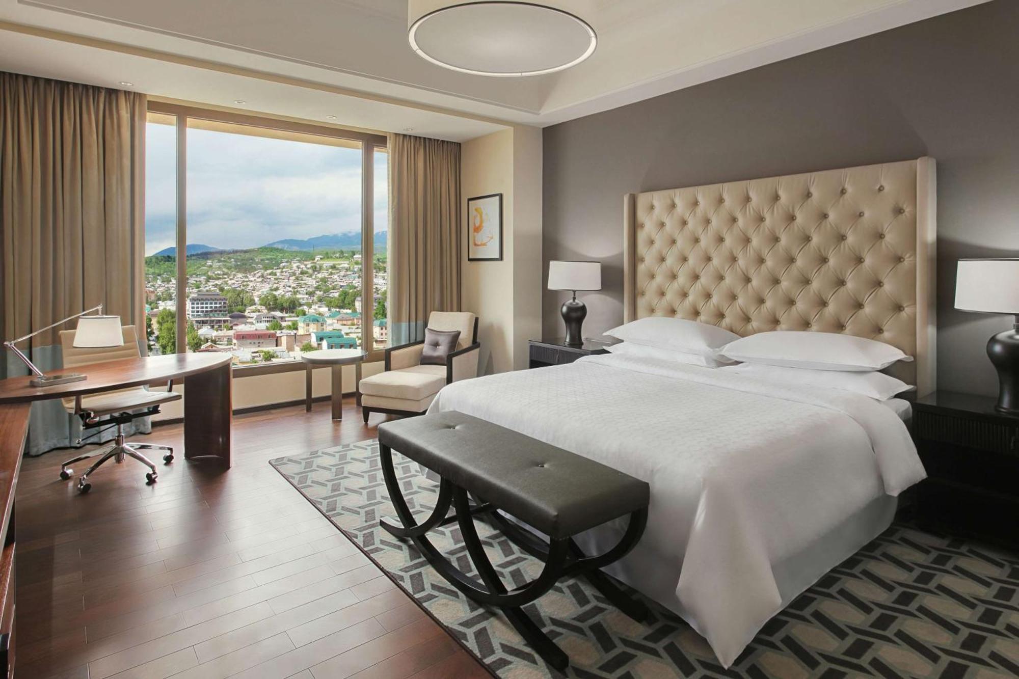 Hilton Dushanbe Bagian luar foto
